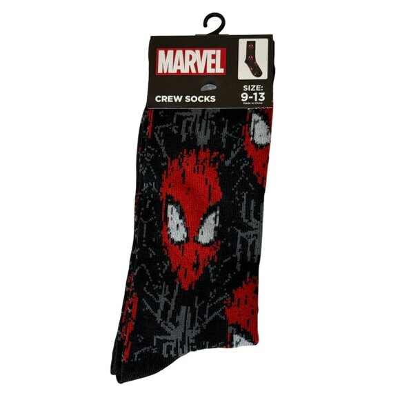 Marvel Spider-Man Black Red Crew Socks Size 9-13 NWT - Picture 1 of 2